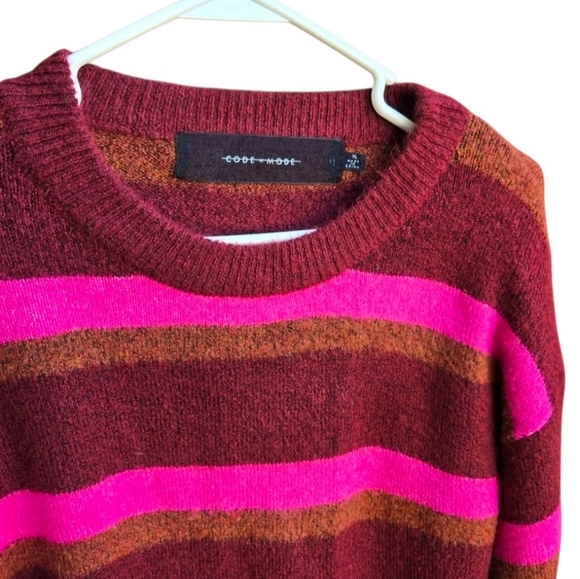Warm & Soft CodeXMode Striped Pullover Sweater | Size XL - Picture 3 of 3